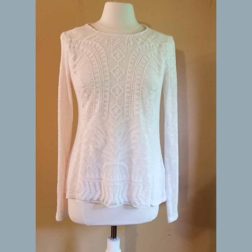 Long sleeved white shirt